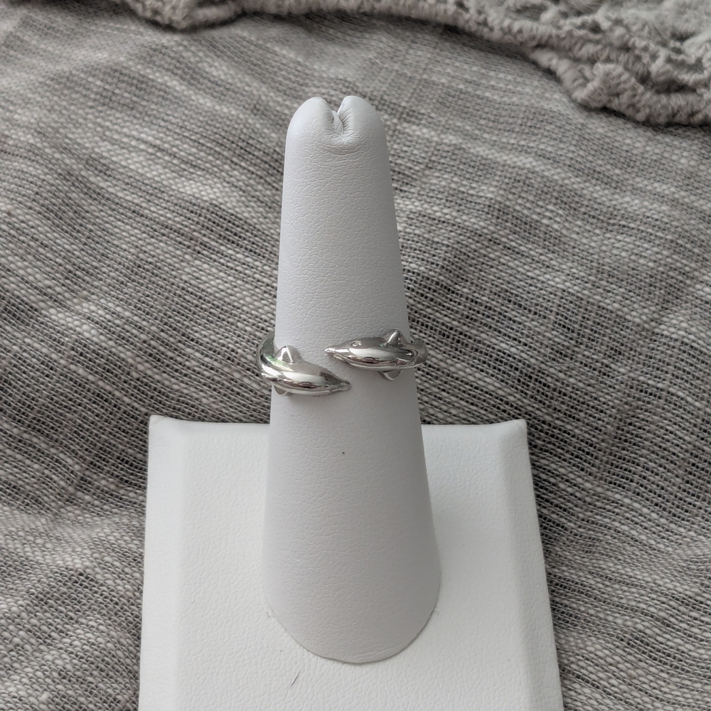 Elegant Sterling Silver Dolphin Ring